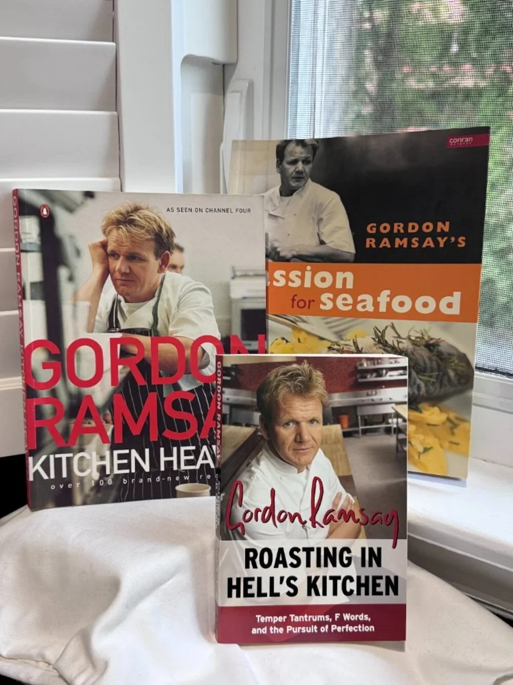 🔥 Gordon Ramsay Cookbook Bundle | Kitchen Heaven + Seafood + Hell's Kitchen 🔥 - Picture 16 of 16